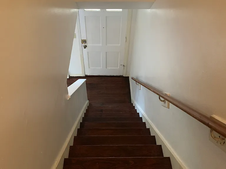 386 Park Ave — Photo 14