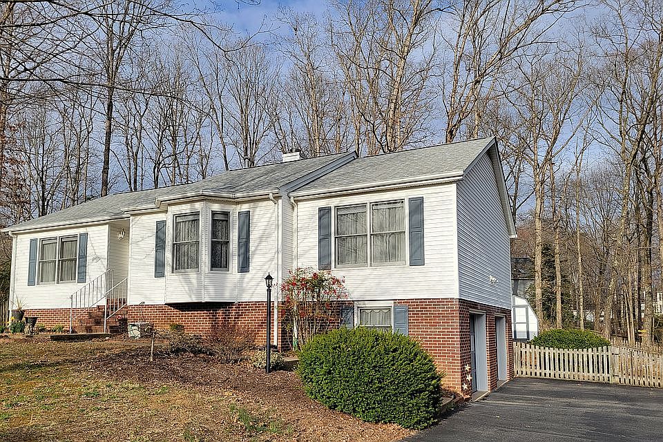 1st image of 6401 Sugar Maple Ct