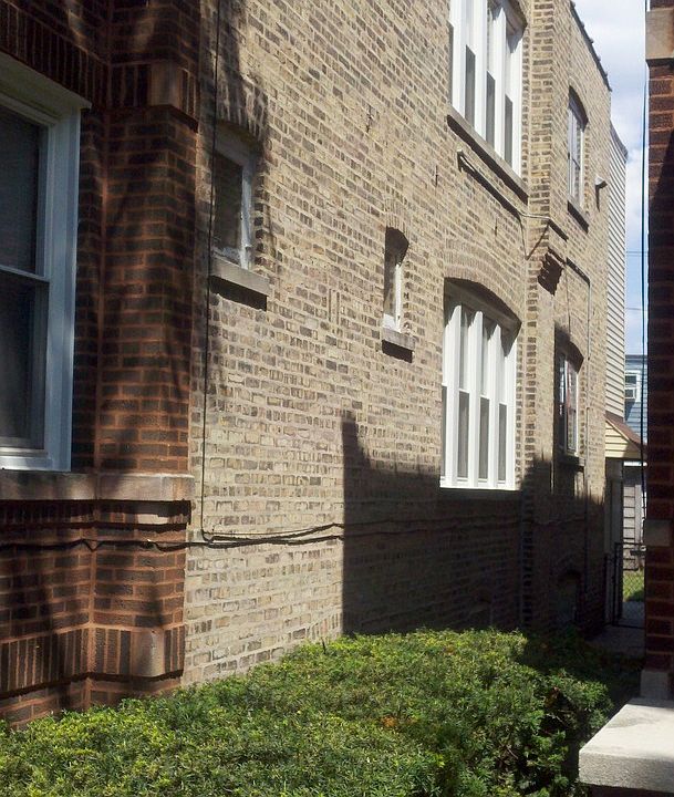 2nd image of 1025 N Massasoit Ave