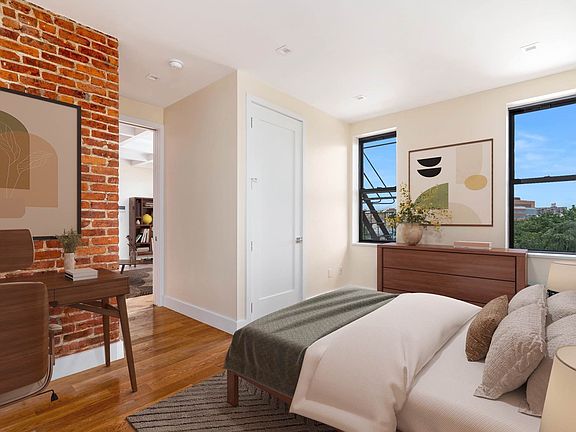 5th image of 941 Washington Ave #328