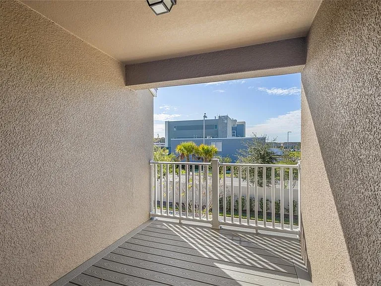 10251 Highline Crest St — Photo 29