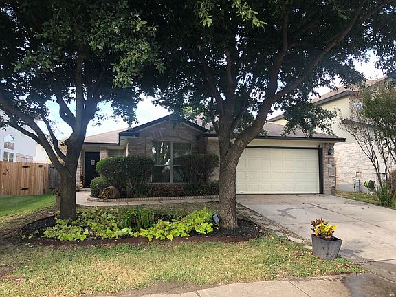 2nd image of 1412 Mickey Mantle Pl