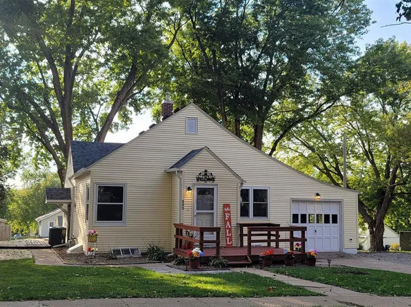 809 Prospect Ave, Malvern, IA 51551