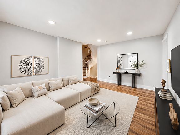 2nd image of 31 Adrian St #3