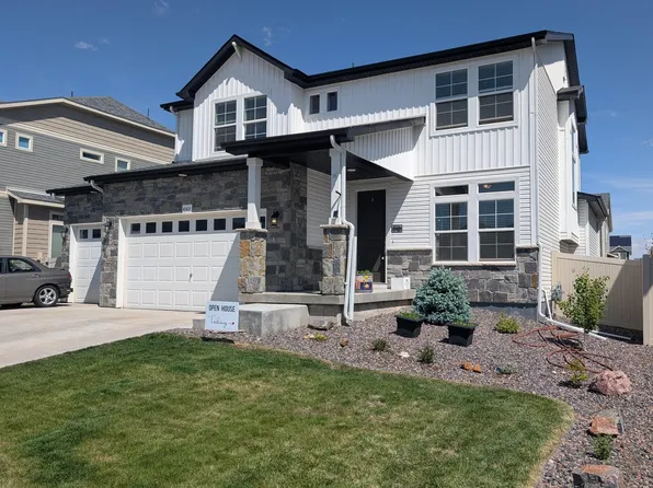 4303 Lacewood Ln, Johnstown, CO 80534