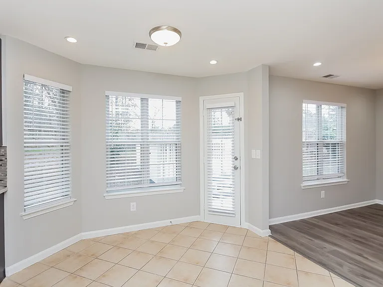 4040 Brookfield Way — Photo 6