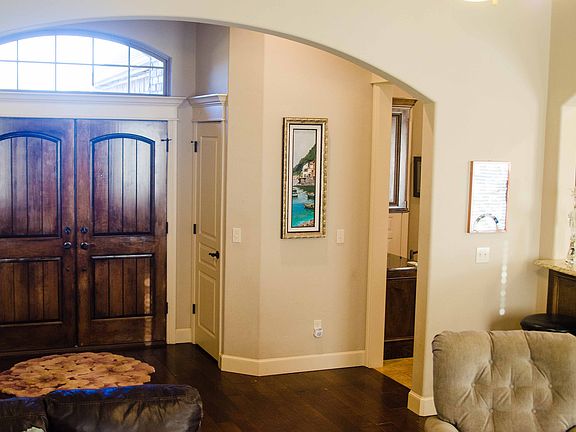 Entry area