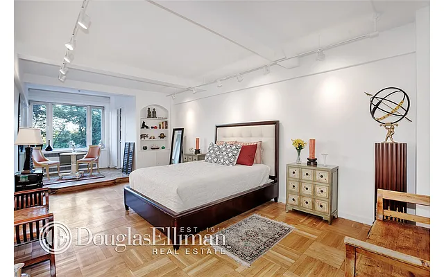 Sold by Douglas Elliman | media 9
