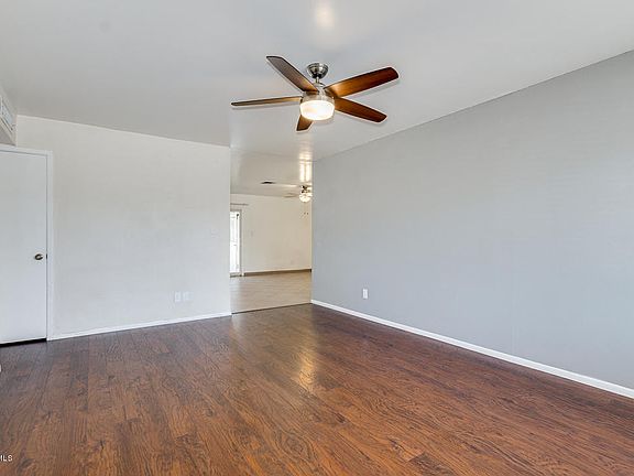 4th image of 2334 W Obispo Ave
