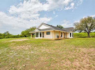 551 Wilson Rd, Red Rock, TX 78662