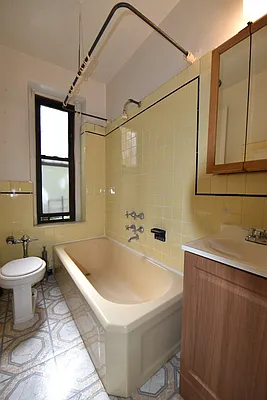 Rented by Corcoran | media 11