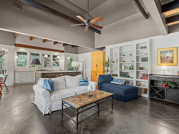 4th image of 2302 Stuart St