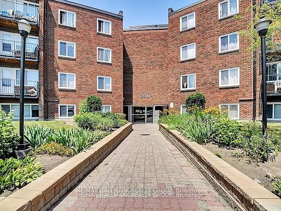 2nd image of 2041 Arrowsmith Dr #401C