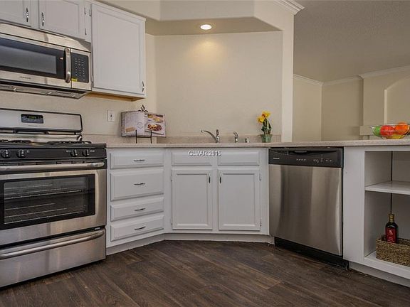 3rd image of 6492 Cobble Cove Way