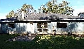 5th image of 2824 English Colony Dr