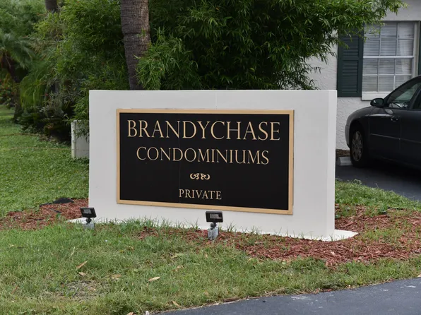 4315 Aegean Dr, Tampa, FL