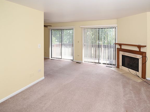 4th image of 861 Cross Creek Ct #2B