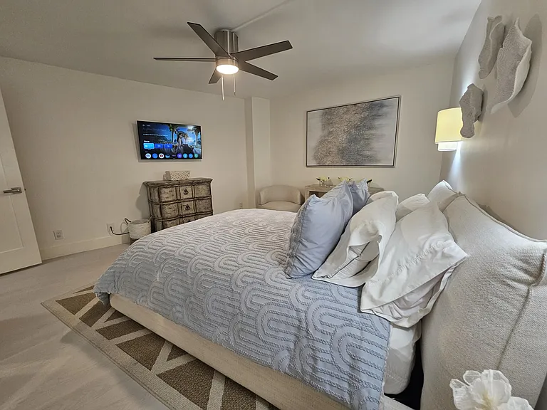 1357 Ocean #104 — Photo 21
