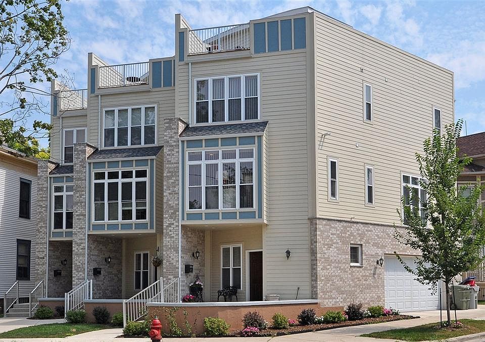1st image of 2022 N Cambridge Ave #1