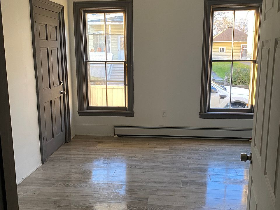 1st image of 50-52-52 Vrooman Ave #11