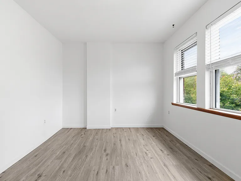 790 Highland Ave — Photo 10