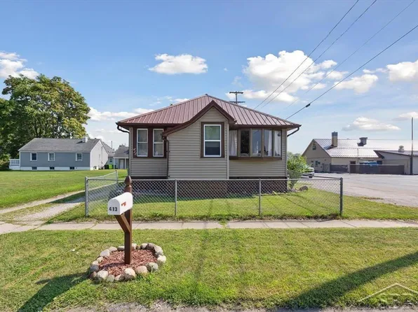 413 W 4th St, Pinconning, MI 48650