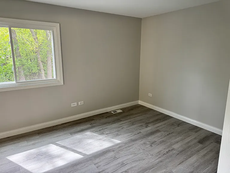 2616 Metropolitan Ave — Photo 21