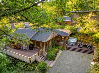 596 Old Cannon Beach Rd, Cannon Beach, OR 97110