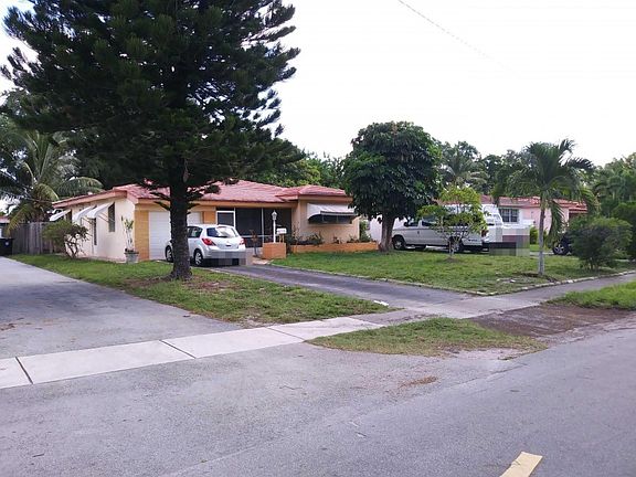 2nd image of 1321 NE 158th St