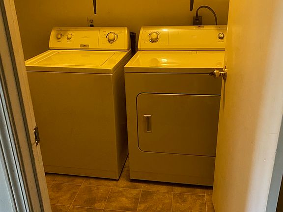 3rd image of 846 E Saddlewood St APT D