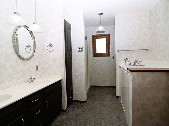 2nd image of 15578 D Ave