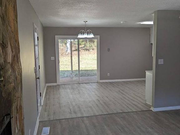 Dinning room, with new flooring