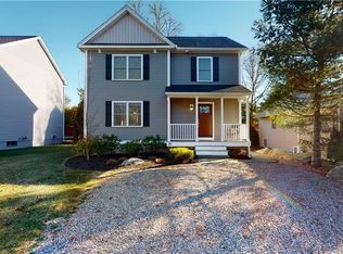 91 Juniper Rd, South Kingstown, RI 02879