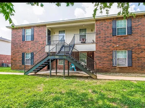 304 S Magnolia St, Crowley, TX