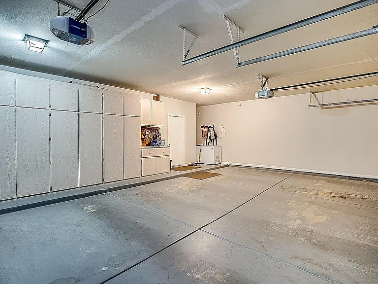 garage