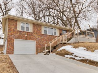 2418 Boston Ave, Des Moines, IA 50310