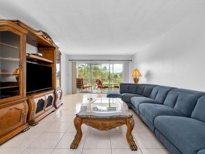 2800 N Palm Aire Drive #309, Pompano Beach, FL, 33069