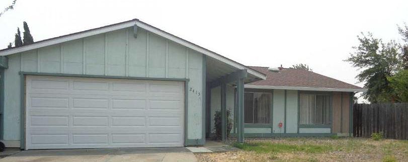 1st image of 2415 Columbus Ct