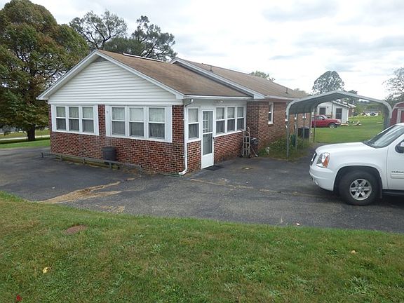 3rd image of 3109 Quesenberry Pl