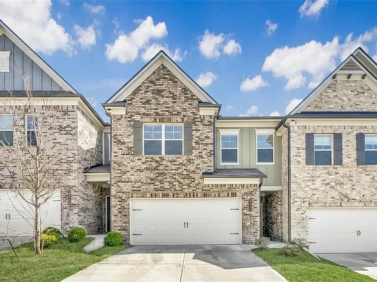 2527R Pearl Ridge Trce — Photo 1