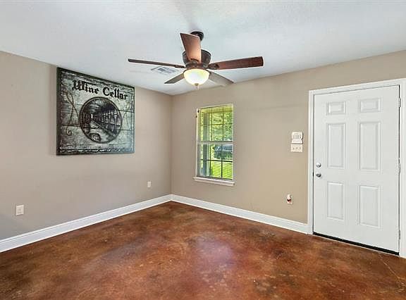 3rd image of 807 & 809 Live Oak St