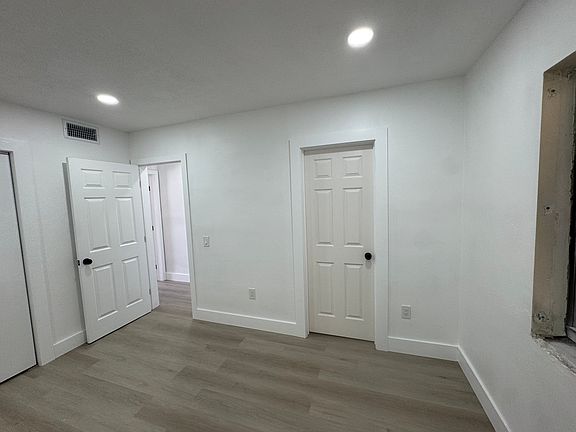 5th image of 8701 SW 12th St APT 26