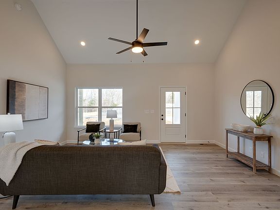 4th image of 3033 Bowker Rd