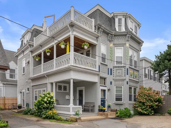 9 Gray Cir #2, Lynn, MA 01902