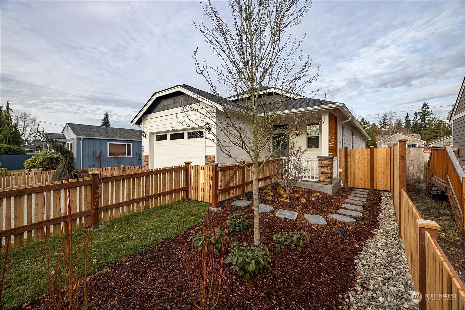 1120 Warner Street photo 1