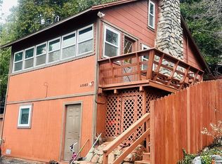 23083 Hemlock Ln #B, Crestline, CA 92325