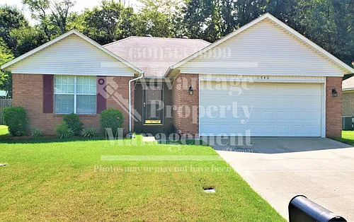 1540 New Oxford Rd Photo 1