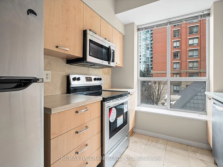 55 Harrison Garden Blvd #305 — Photo 12