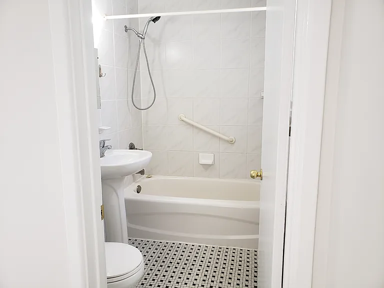 55 Blake St #301 — Photo 6