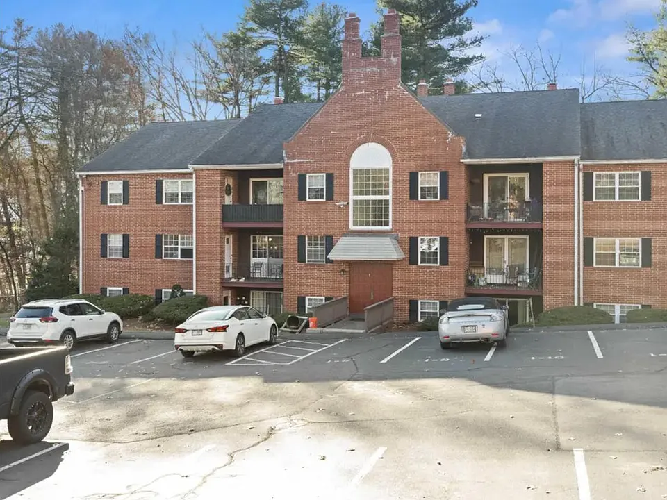 1 Louisburg Sq #3